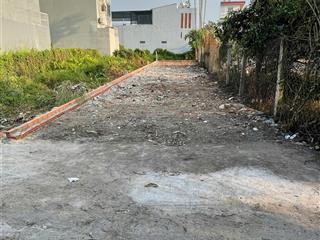 Đất mt bình nhâm 39, dân cư kín, đường xe tải, gần nguyễn hữu cảnh dt 5x31m sẵn 70m tc