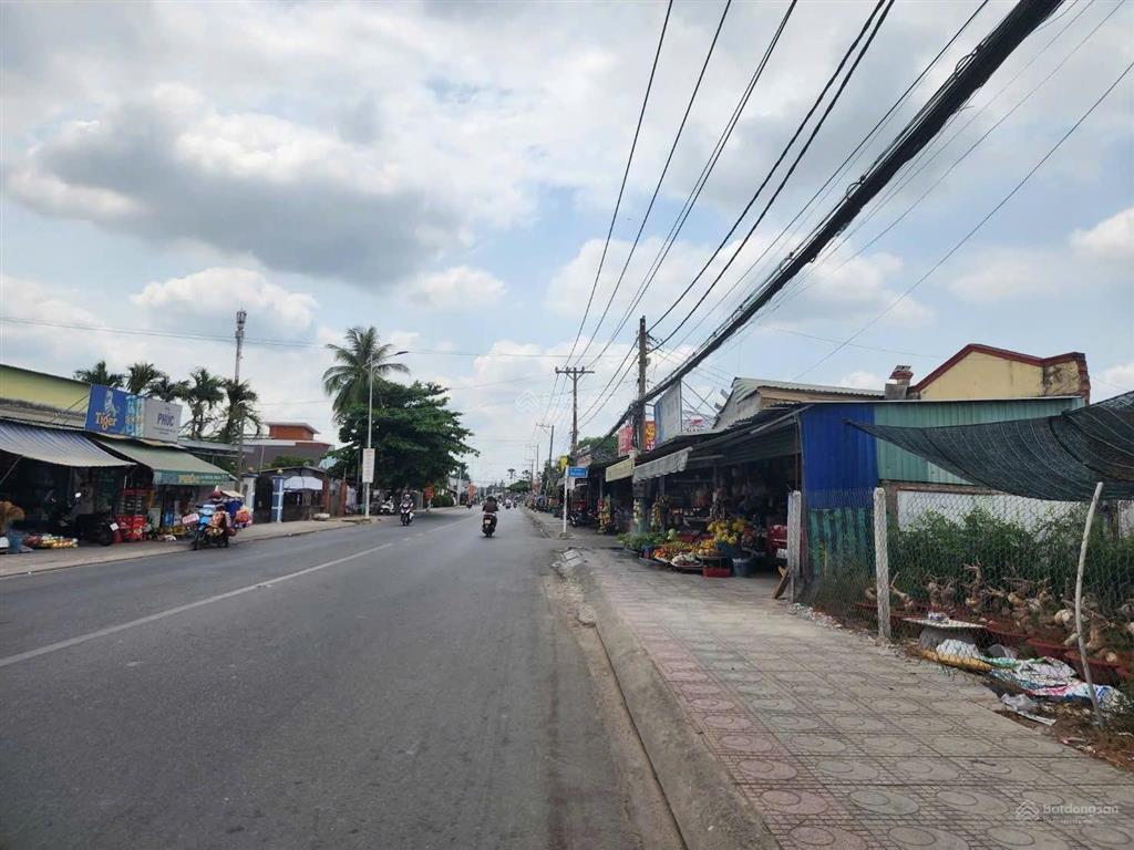 Bán đất mặt tiền cmt8 bình nhâm, lái thiêu dt 524m2  gần kdl cầu ngang giá tốt, còn tl