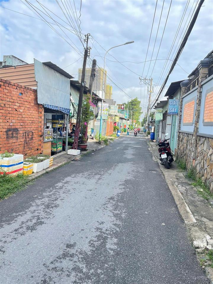Bán kho mt thuận giao 12, giá ngộp. dt 173 m, giá chỉ 4 tỷ