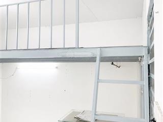 Chỉ 2tr5 cho thuê phòng trọ 20m2 có ban công, cửa sổ, nhà mặt tiền