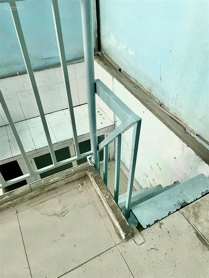 Chỉ 2tr5/th cho thuê phòng trọ 20m2 có ban công, cửa sổ, nhà mặt tiền