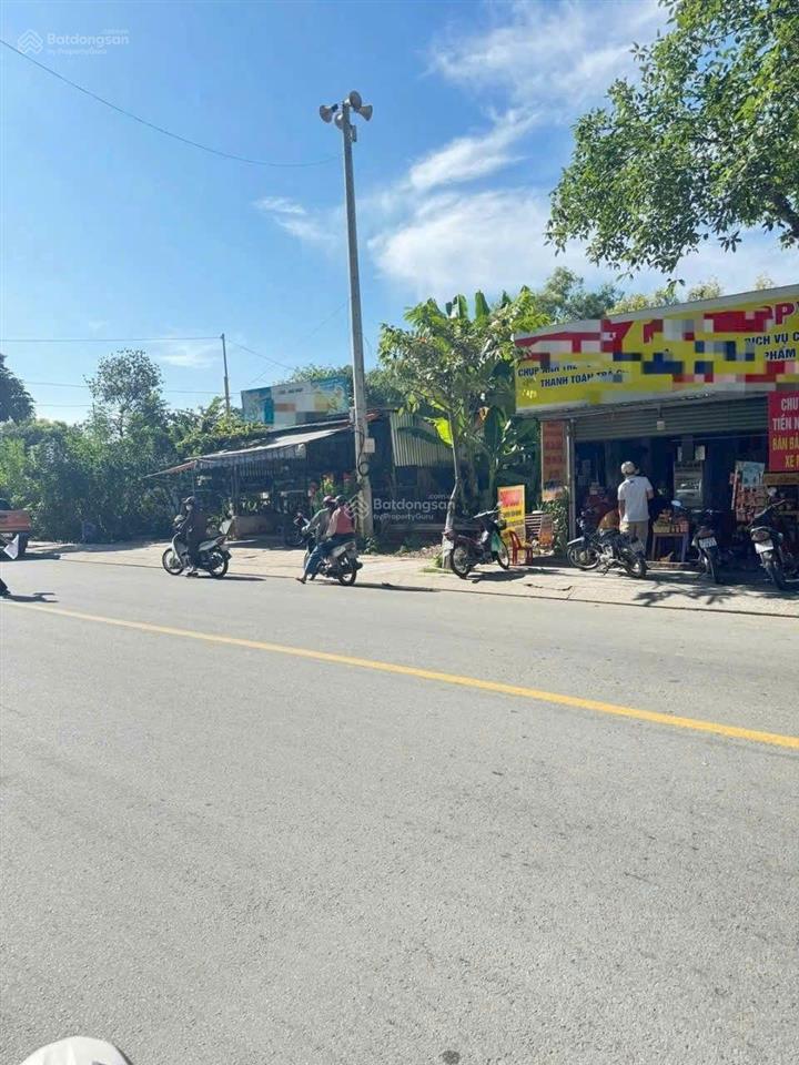 Đất ngay khu dân cư đông đúc, cách quốc lộ 14 chỉ 50m