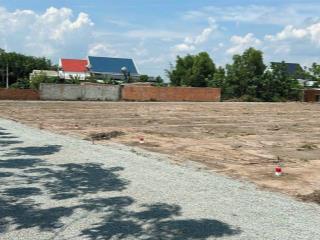 Đất ngay khu dân cư đông đúc, cách quốc lộ 14 chỉ 50m