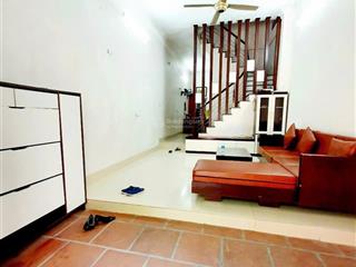 Cho thuê nhà 5 tầng,55m khu xuân đỉnh ngoại giao đoàn