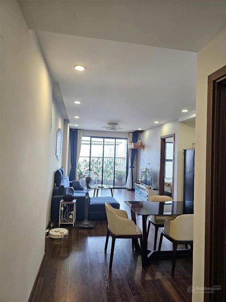 Chính chủ bán căn hộ chung cư full nội thất
