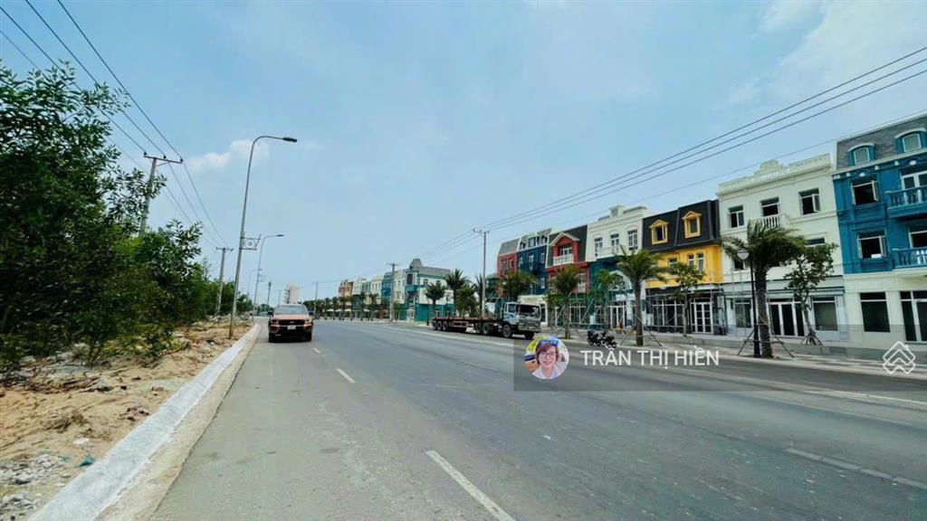 Mặt tiền đường ven biển vũng tàu bình châu  cách biển lộc an chỉ 1km 9x40m 360m2 sẵn 100m2 thổ cư