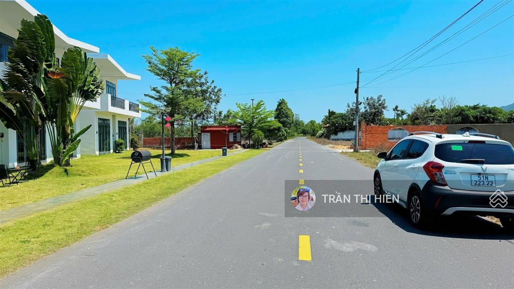 Thị trấn phước hải  ngay tỉnh lộ 44b  cách biển chỉ 5km  đối diện khu dân cư phan gia  dt 242m2