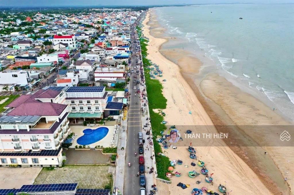 Mặt tiền biển  bờ kè phước hải  35,7m2  full thổ cư  thuận tiện kinh doanh buôn bán