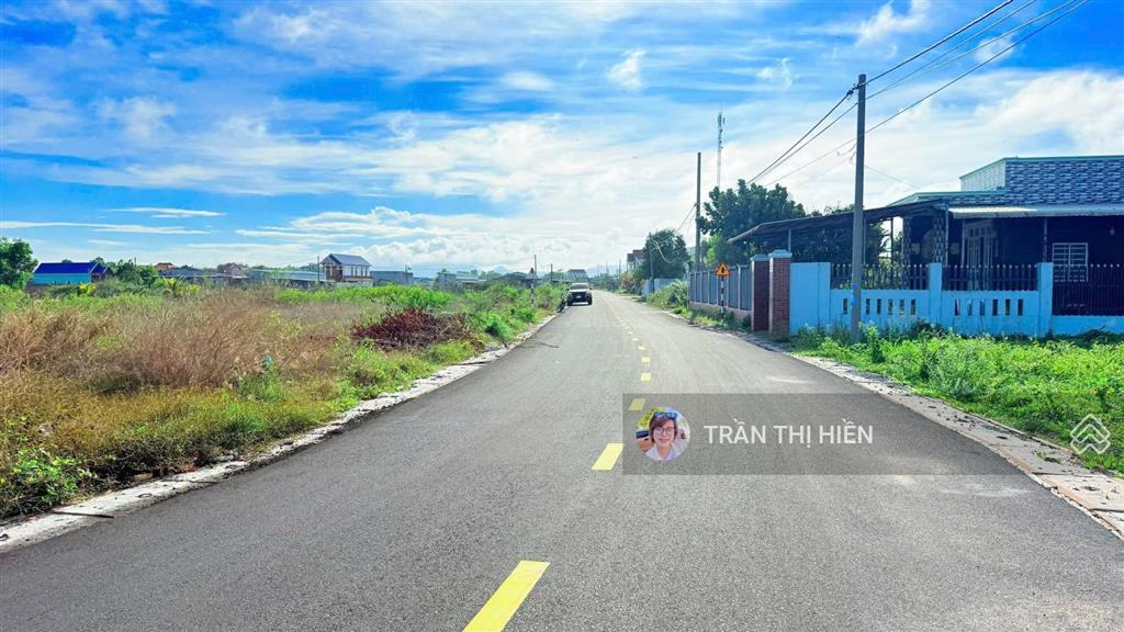 Lộc an siêu đẹp rẻ  cách biển 1km  dt 148,5m2  ngang 5.5m x 27m sẵn 100m2 thổ cư