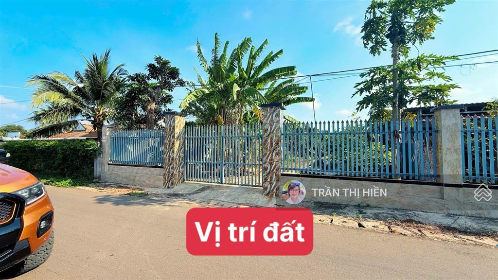 Mặt tiền đường nguyễn hùng mạnh  trung tâm thị trấn đất đỏ brvt ngay chợ đất đỏ  dt 650m2