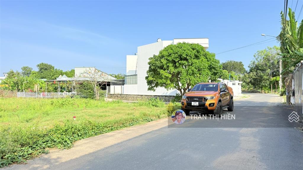 Lô đất biệt thự đường cao văn ngọc  trung tâm long điền brvt cũ 223.4m2 ngang 5m nở hậu 11.7m