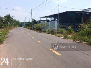 Siêu rẻ  xã đất đỏ  15x40m dt 570m2  sẵn 100m2 thổ cư