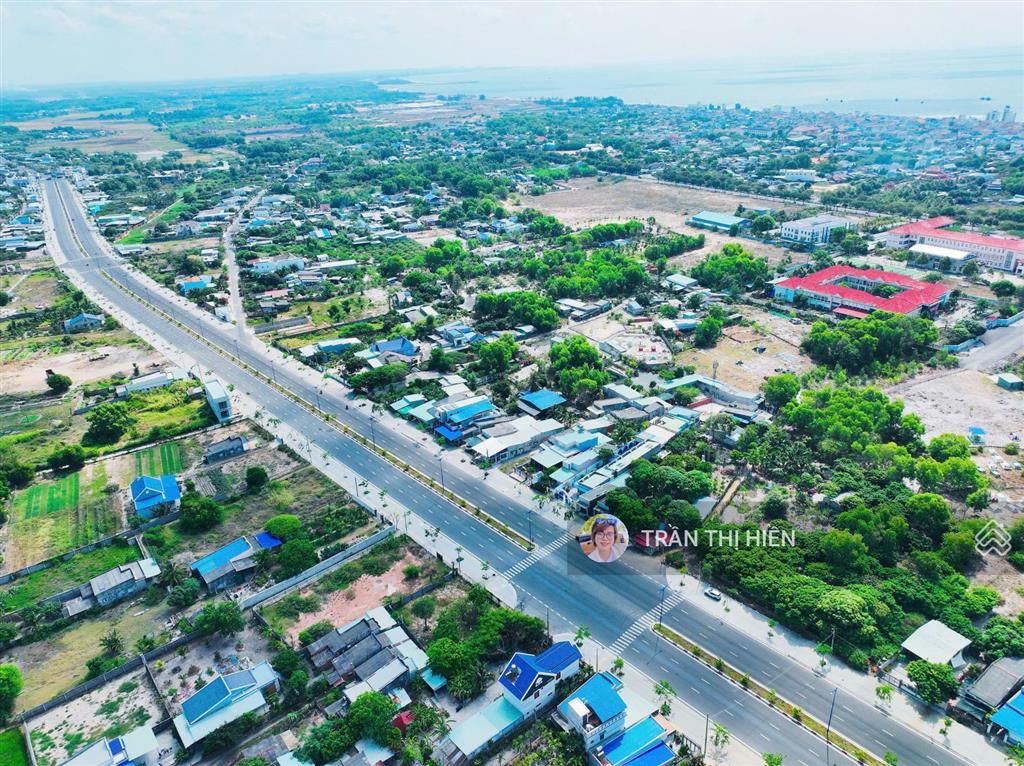 Mặt tiền đường ven biển 42m 477m2  22x21m  cách biển phước hải 1km