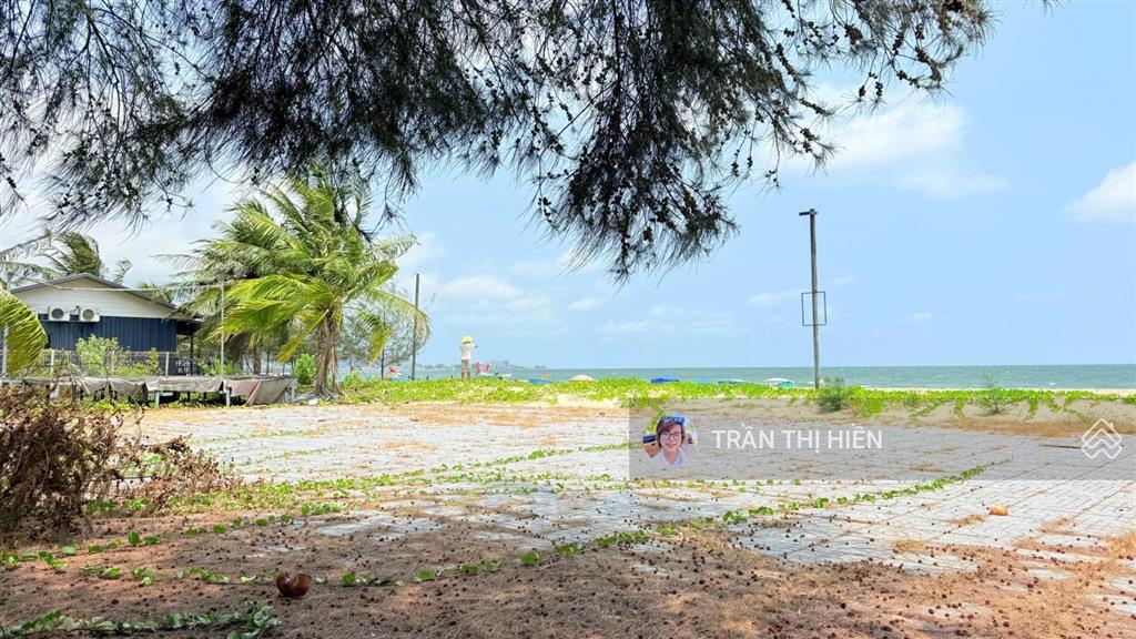 Mặt biển long hải  brvt  hàng siêu hiếm  dt 2060m2  20x100m