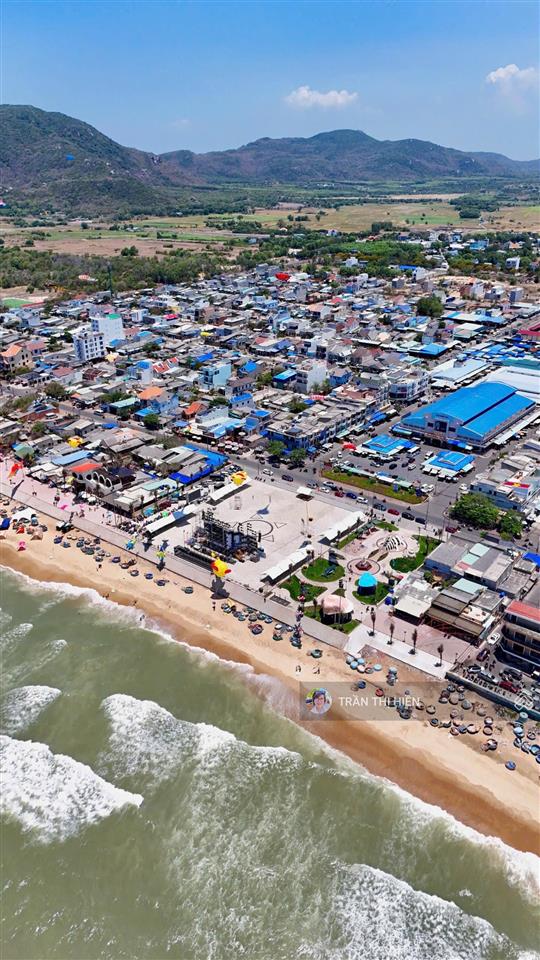 Tổng hợp 12 lô rẻ đi bộ ra biển phước hải 300m  khu tái định cư phước hải  trung tâm ngay chợ