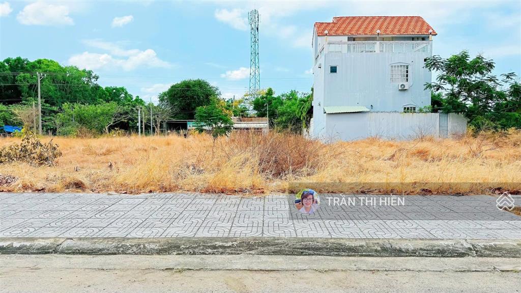 Bán đất đi bộ ra biển 100m  khu biệt thự kim tơ  phước tỉnh  brvt  dt 10x20m  200m2 full thổ