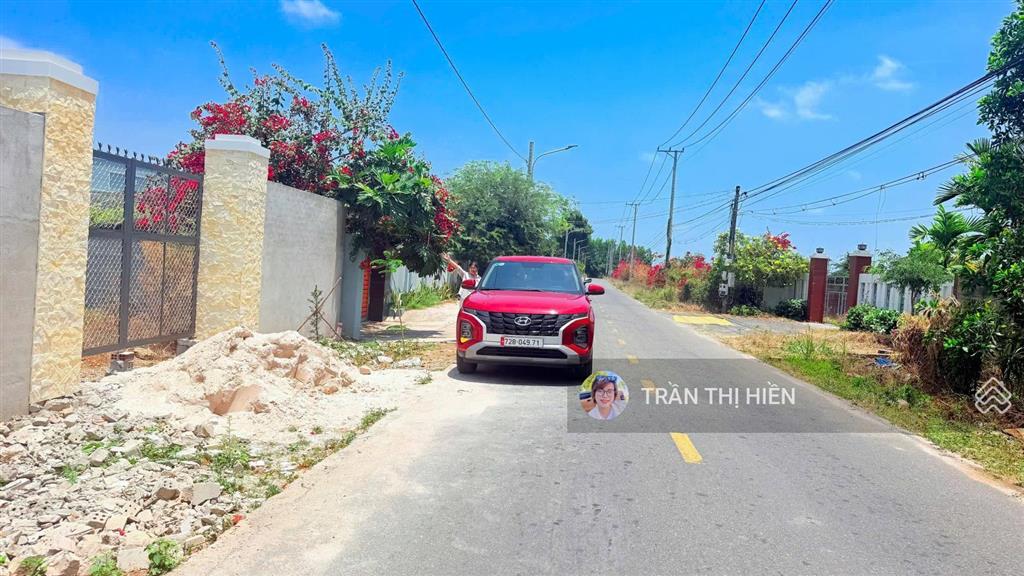 Chủ ngộp hạ giá siêu rẻ ạ, trục chính khu trung tâm xã phước hải đi biển phước hải chỉ 3km