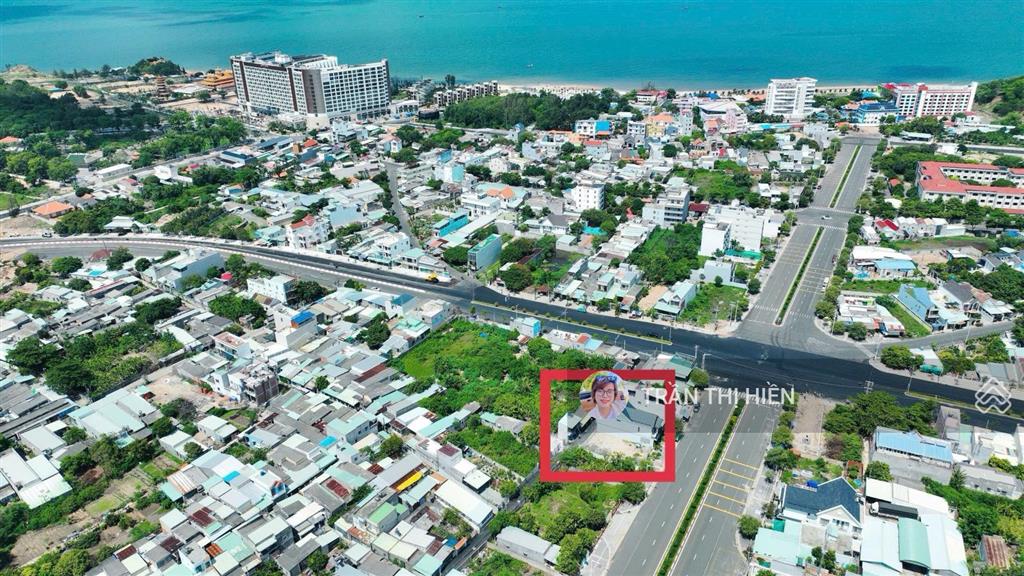 Mặt tiền nguyễn chí thanh  tt long hải  cách biển 800m dt 161,8m2  sẵn 76,4m2 thổ cư