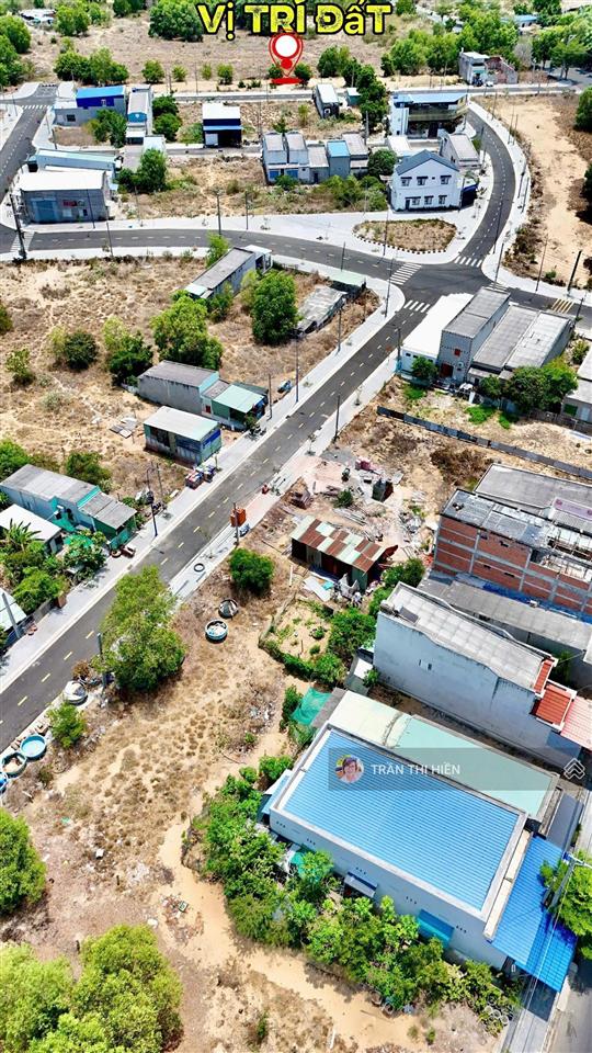 Cách biển chỉ 700m  tái định cư phước hải  phù hợp làm khách sạn  homestay  9x18m