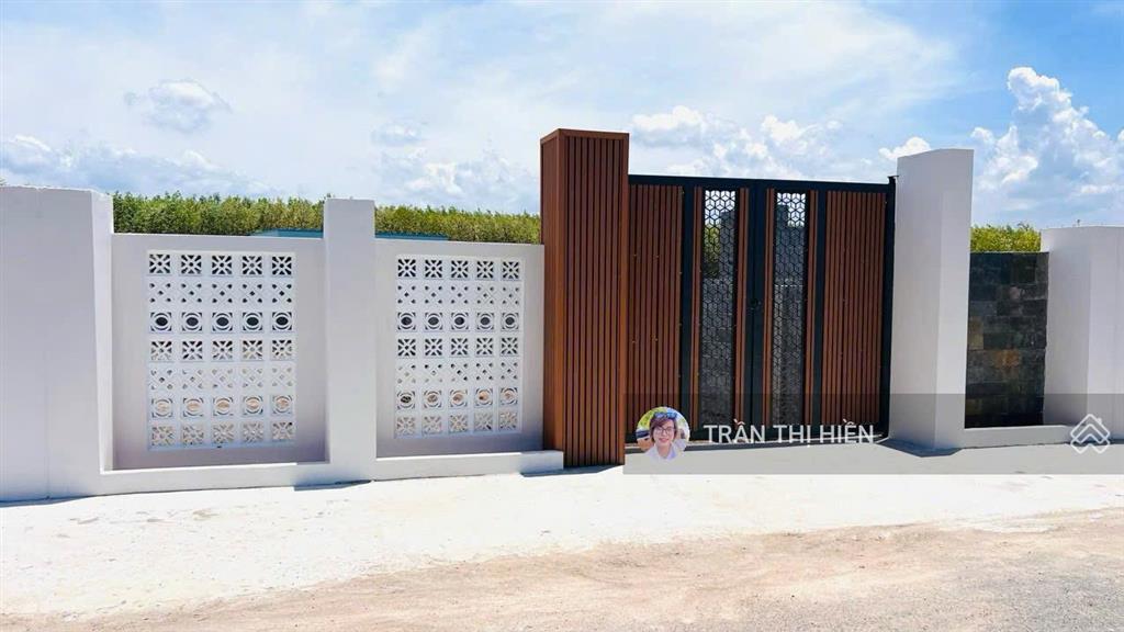 Thị trấn phước hải  ngay tỉnh lộ 44b  cách biển chỉ 5km  đã xây rào kiên cố  198,7m2  1,6 tỷ