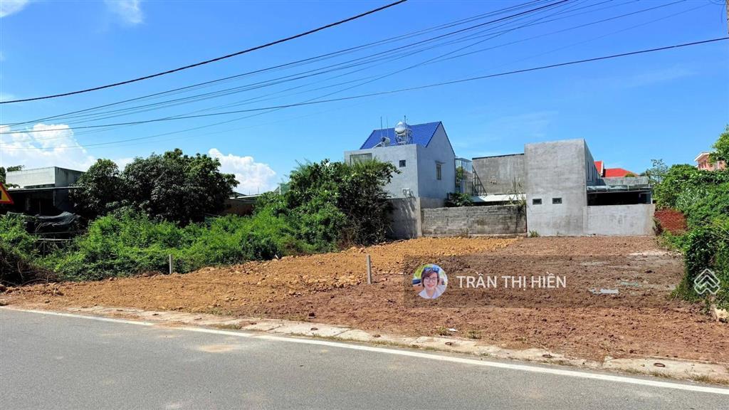 Kẹt hạ giá siêu tốt đất biển lộc an  cách bãi tắm lộc an 1km ngay chợ  trường học  8x25m