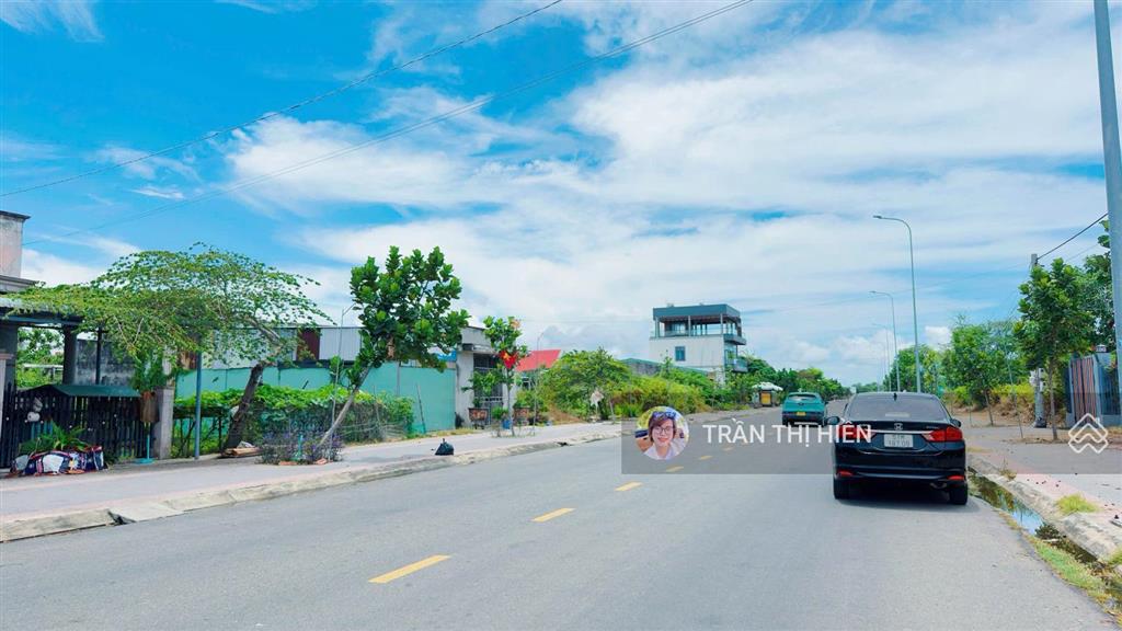 Ra gấp  mặt tiền trục chính đường hàng dương  biển lộc an  ngang 10x20m