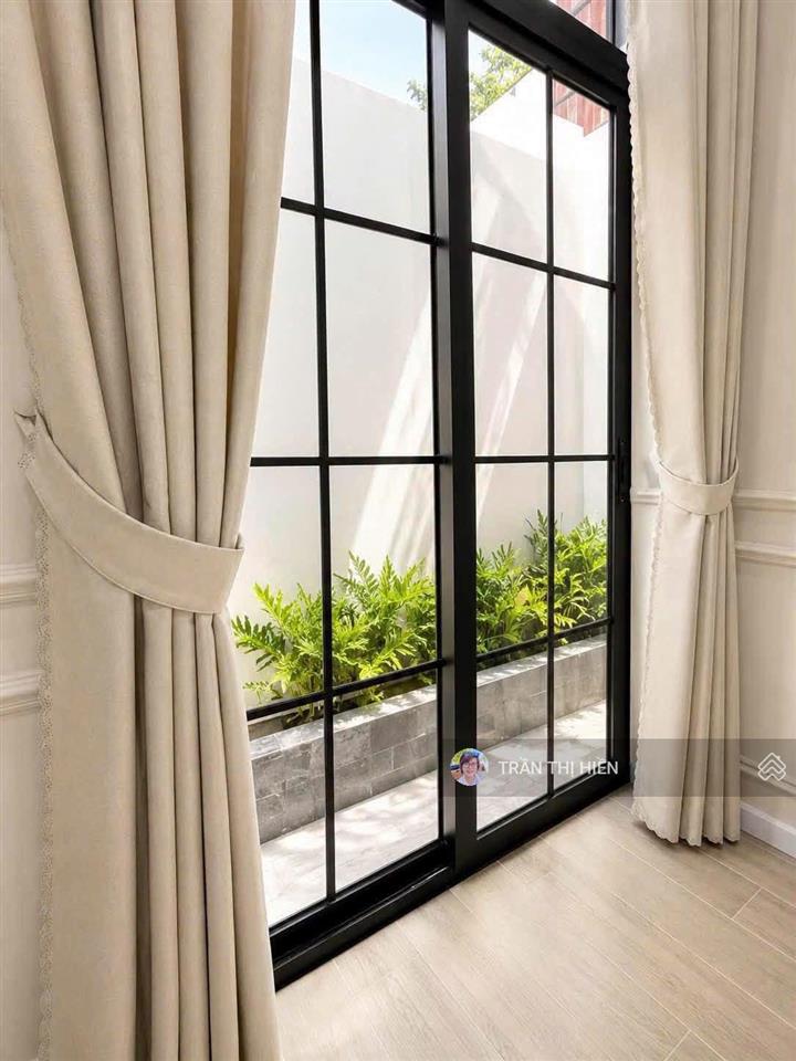 Nhà mới full nội thất 1 trệt 2 lầu tp bà rịa