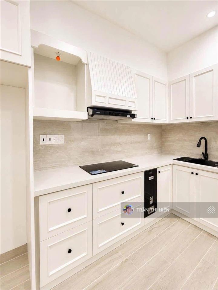 Nhà mới full nội thất 1 trệt 2 lầu tp bà rịa