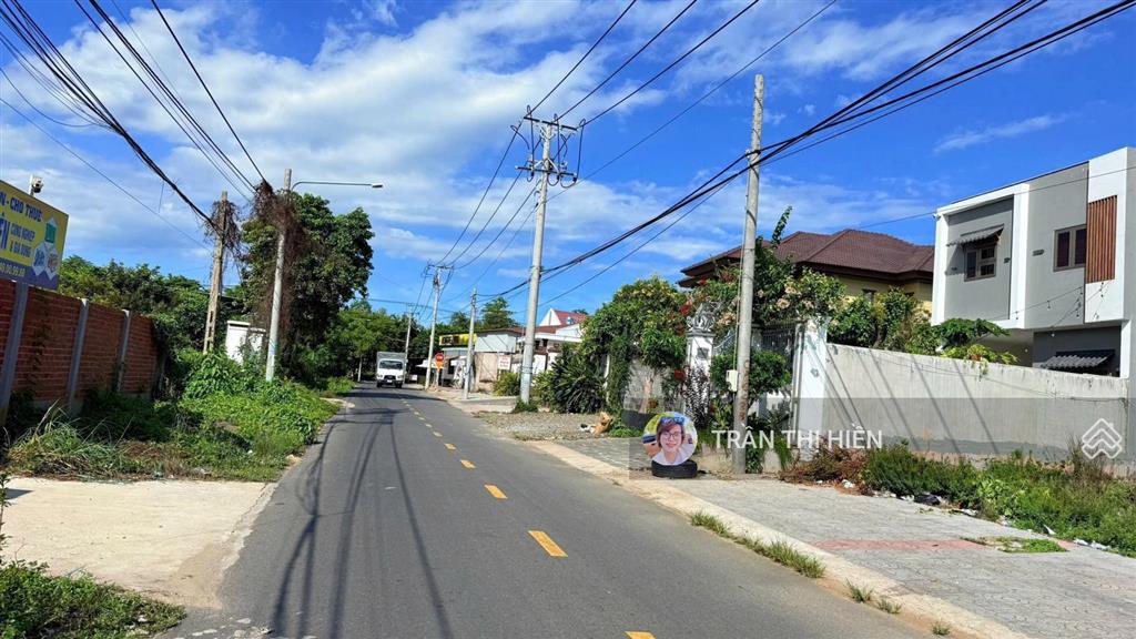 Mặt tiền bùi công minh, thị trấn phước hải, đi biển phước hải 1km  321m2  10x32m
