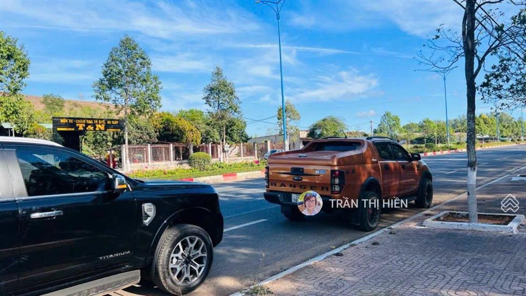 Quá rẻ ngộp bán gấp view mặt tiền tỉnh lộ 52  365m2  8x45m chỉ 2,7 tỷ đã xây rào cổng cảnh quan