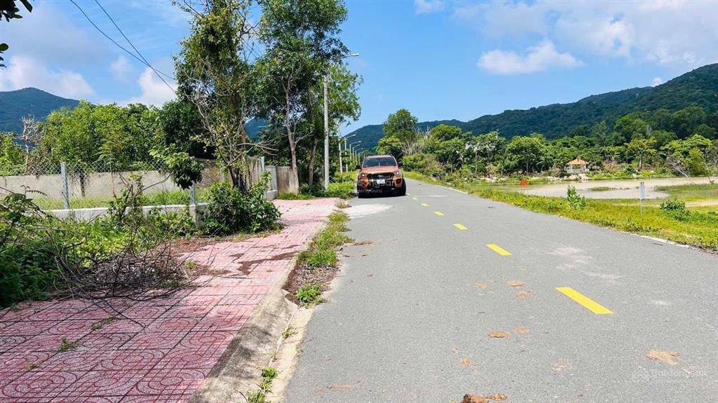 Gần biển  view núi  ngay hồ sở bông  10x24m  1,9 tỷ