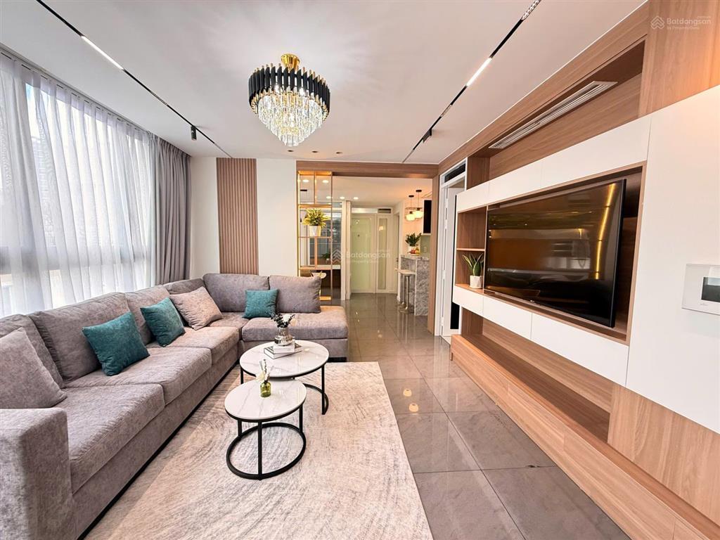 Lê phương 0903 036 *** cần bán nhanh căn hộ cc star hill, pmh, 102m2, 3pn, giá 9.9 tỷ + ô xe hơi
