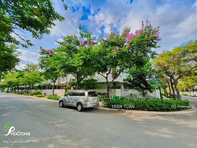 Phố đông village cấn bán gấp, dt 6x20m 3 tầng, sổ hồng riêng
