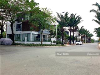 Bcr tam đa giá tốt 2 mặt tiền đường 16m & 12m, cách sông 50m. cần bán gấp.