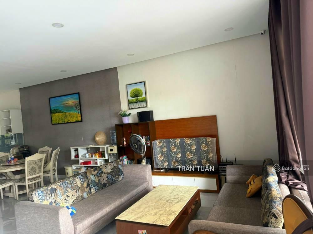 Biệt thự phố đông village cho thuê đủ nội thất 20 triệu/tháng