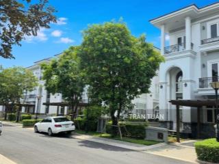 Sol villas vị thế độc tôn trực diện công viên trung tâm.