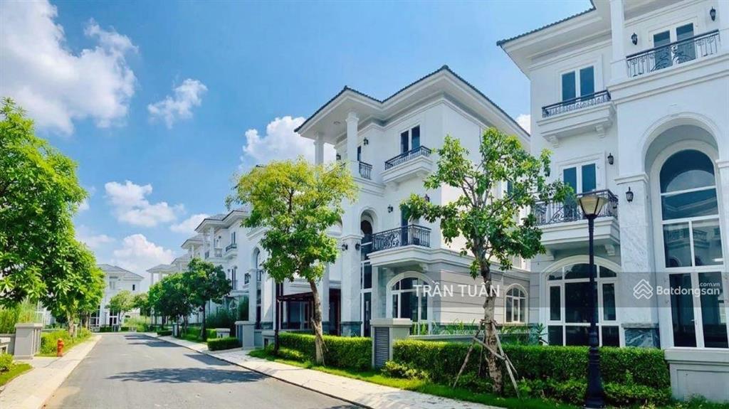 Sol villas vị thế độc tôn trực diện công viên trung tâm.