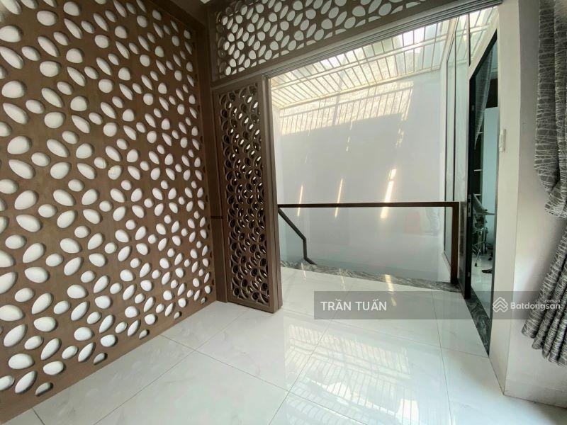 Cho thuê nhà đủ nội thất 6x20m, 3 tầng phố đông village, nhà đẹp ở ngay