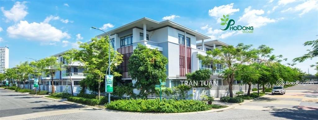 Biệt thự vườn phố đông village  cần bán gấp  6m x 22m, 3 tầng, shr  chỉ 13 tỷ!
