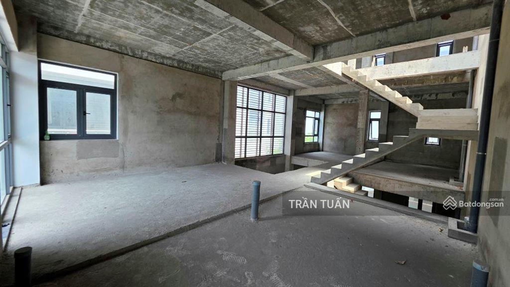 Biệt thự song lập phố đông village 190m2, cam kết giá tốt nhất khu chỉ 18.5 tỷ
