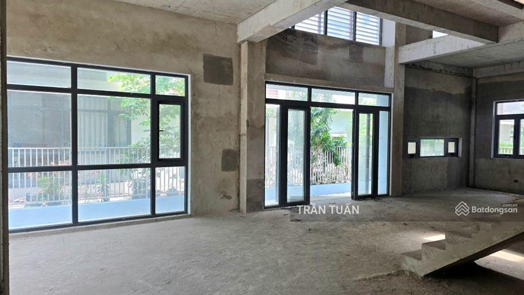 Biệt thự song lập phố đông village 190m2, cam kết giá tốt nhất khu chỉ 18.5 tỷ