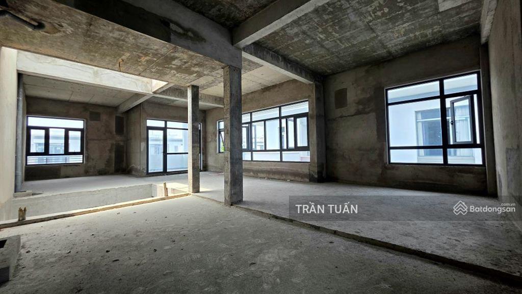 Biệt thự song lập phố đông village 190m2, cam kết giá tốt nhất khu chỉ 18.5 tỷ
