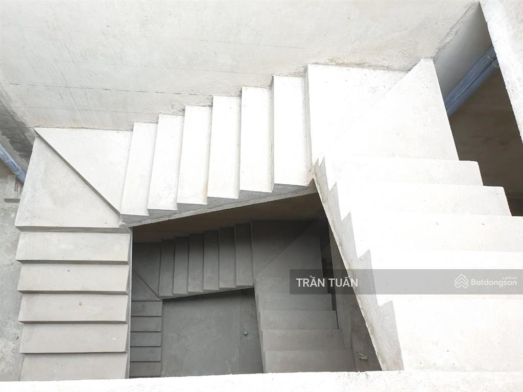 Biệt thự vườn compound phố đông village 6x22m, 3 tầng, shr, giá rẻ nhất khu vực.