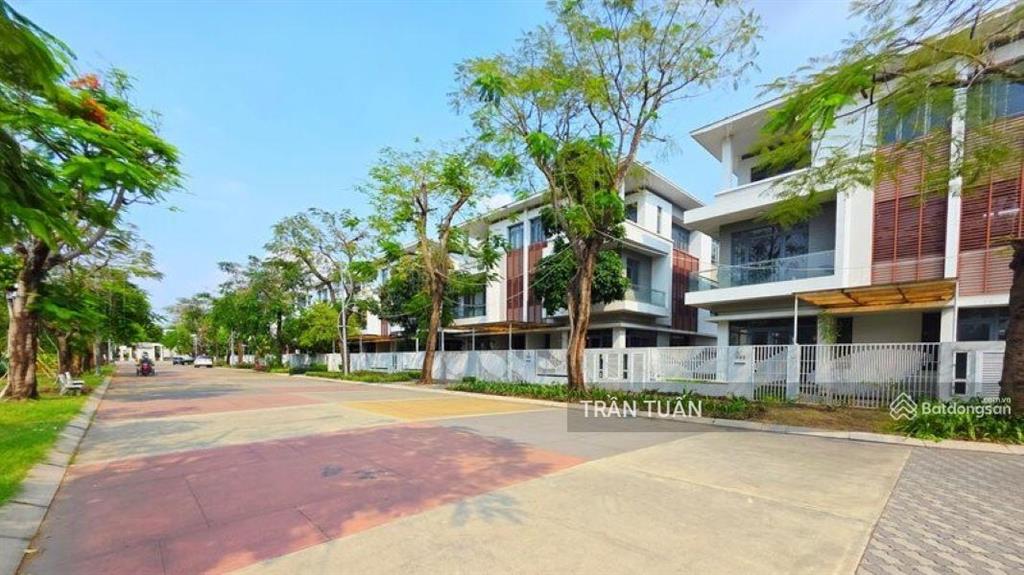 Phố đông village cát lái cần bán gấp, khu compound. giá từ 13tỷ  25 tỷ, 0902 802 ***