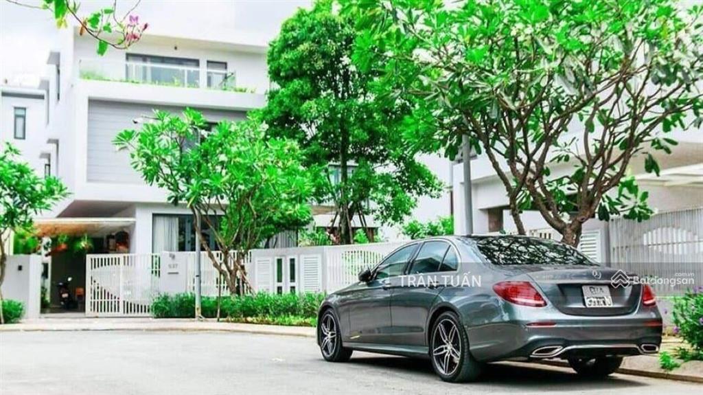 Phố đông village cát lái cần bán gấp, khu compound. giá từ 13tỷ  25 tỷ, 0902 802 ***