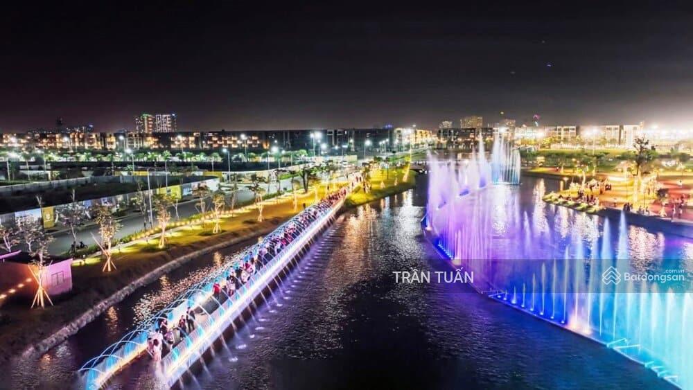 The global city 28 tỷ, soho 5x19m 5 tầng, sổ hồng. giá tốt