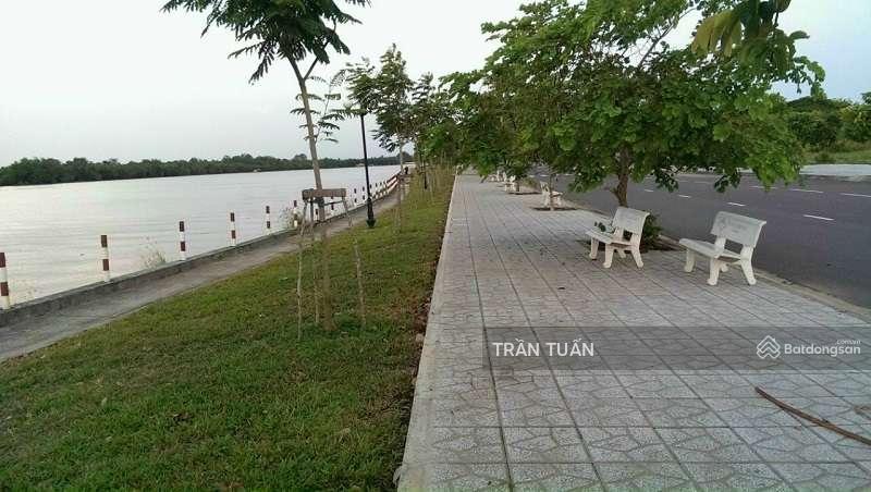 Nền biệt thự đại học mở q. 9 ngay sông, shr, cần tiền bán gấp chỉ 40tr/m2