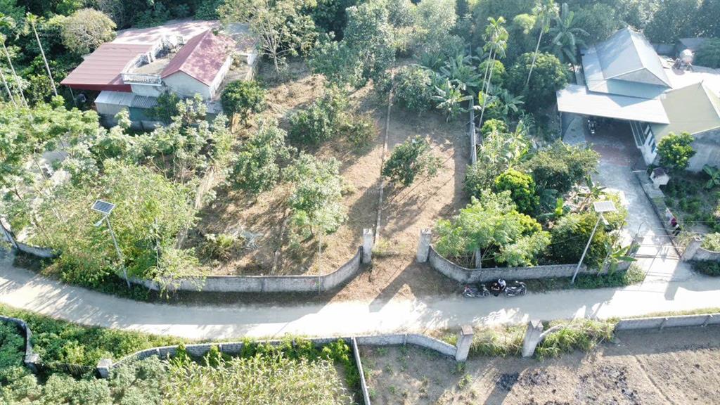 Cần chuyển nhượng 762,2m2 đất mặt đường tại tổ dân phố nhuận trạch, xã lương sơn, tỉnh phú thọ
