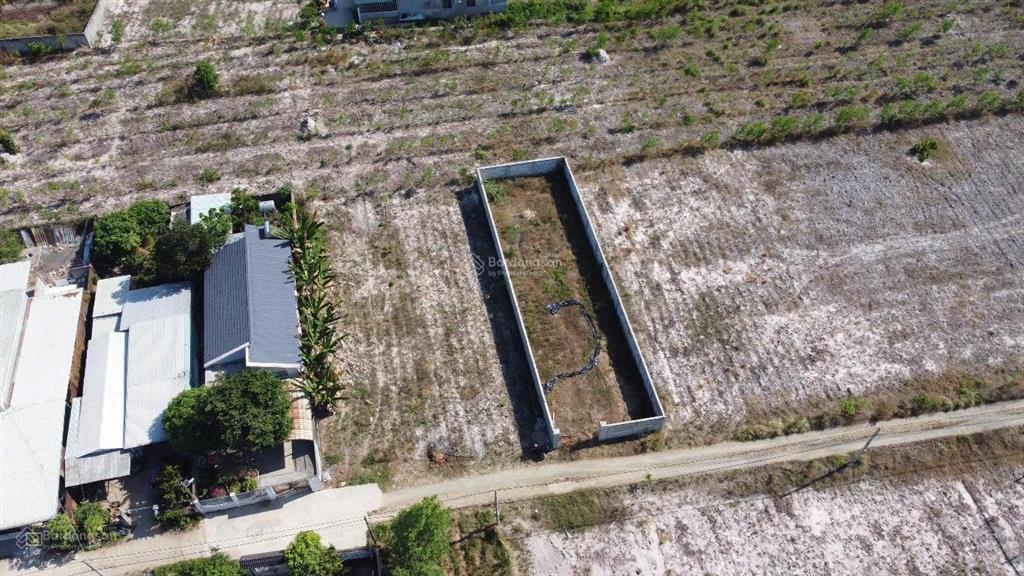 Bán nền xây biệt thự 346m2(ngang 10 dài 35m) trung tâm p.hắc dịch