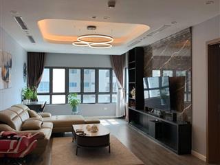 Bán gấp căn 3 ngủ tại Mulberry Lane dt 124m2, bc Đông Nam full đồ giá 8,5 tỷ